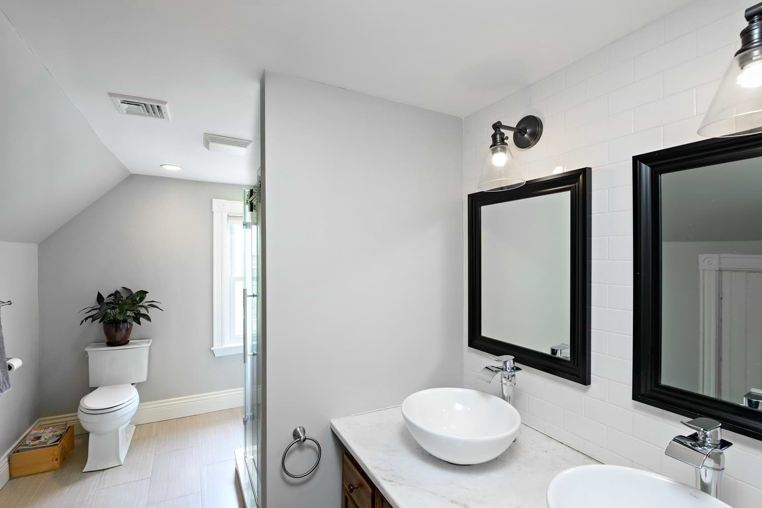 Real Estate Photography Bathroom